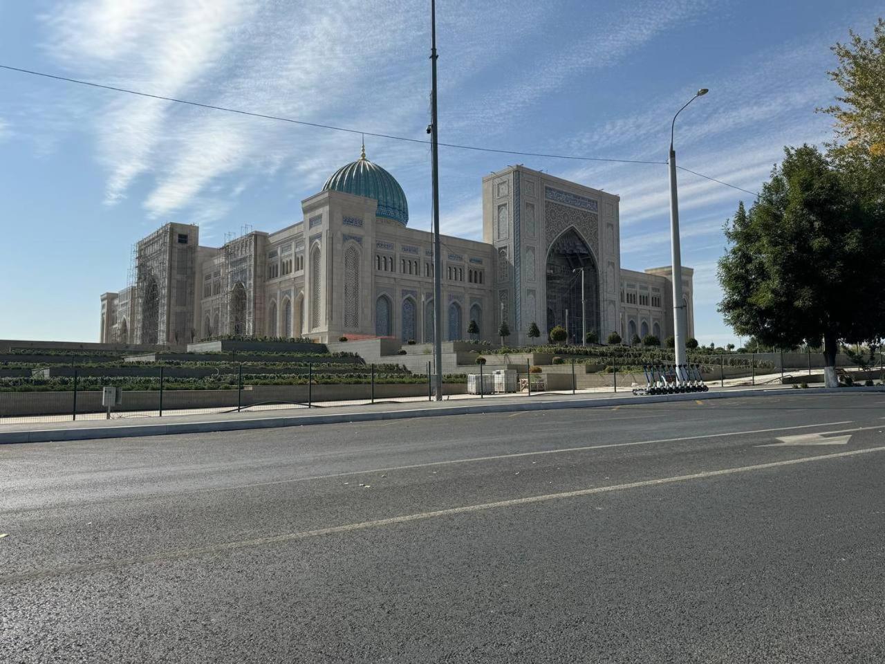 Abay Street- Tashkent City Center Экстерьер фото